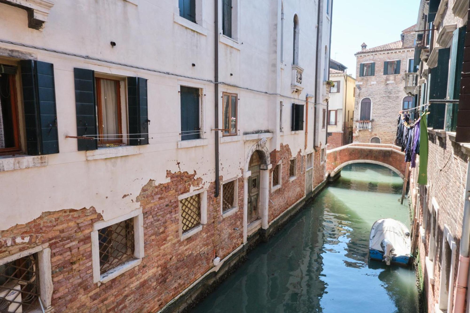 Lustraferi Apartment Venedig Exteriör bild