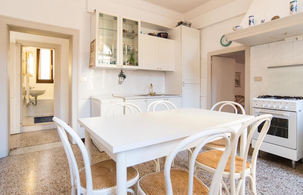 Lustraferi Apartment Venedig Exteriör bild